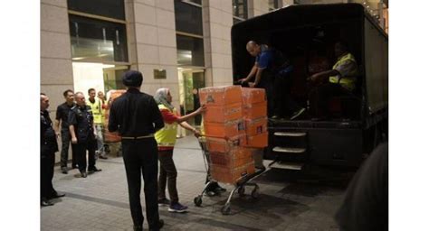 Malaysian police seize 284 luxury bags, 72 bags of 